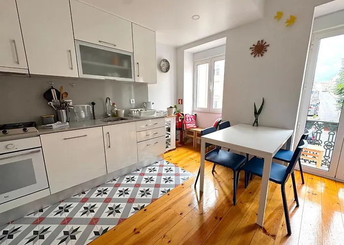 Διαμέρισμα Cozy And Bright - Graca Lisboa